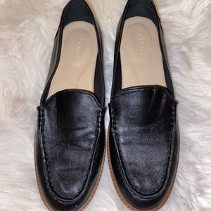 Black Sperry Women’s Loafers!!